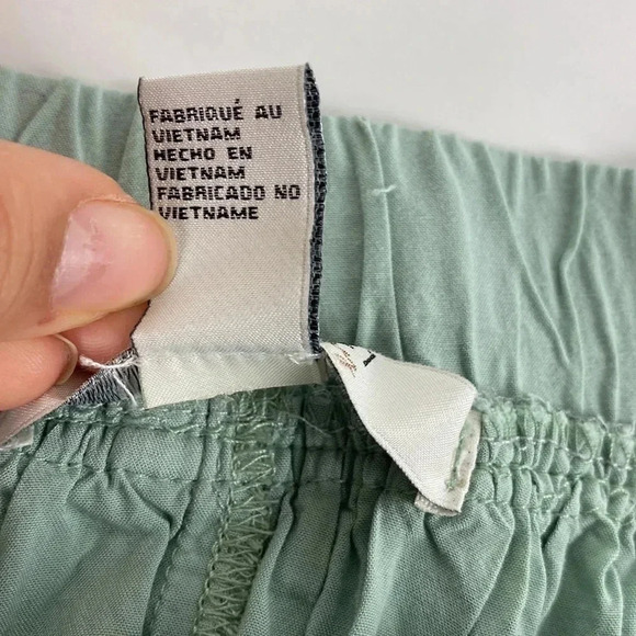 Mint green contemporary, pleated, pull on midi length skirt, size extra large - Picture 4 of 8